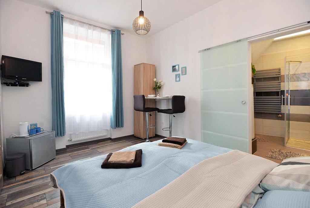 Nobilis Apartman Eger Ngoại thất bức ảnh