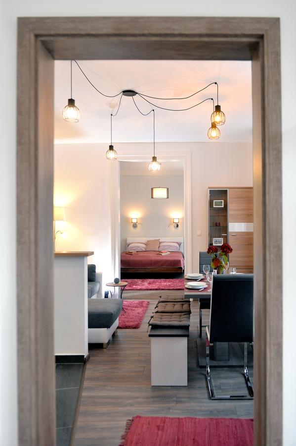Nobilis Apartman Eger Ngoại thất bức ảnh