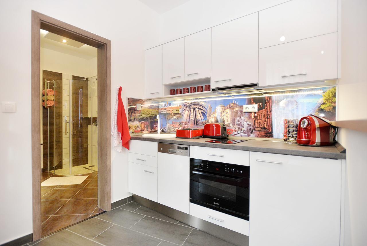 Nobilis Apartman Eger Ngoại thất bức ảnh